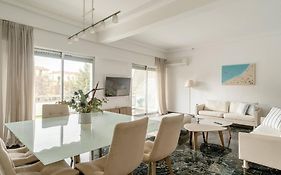 Elegant 2Bd Evelpidon Apartment