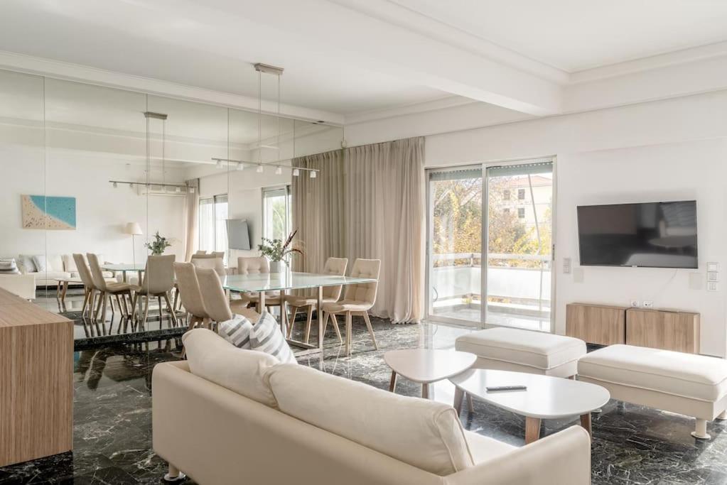 Elegant 2Bd Evelpidon Apartment Athens Exterior photo