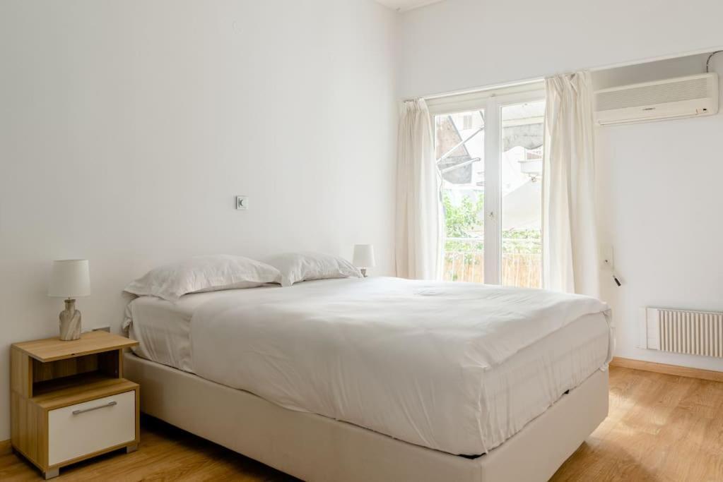 Elegant 2Bd Evelpidon Apartment Athens Exterior photo